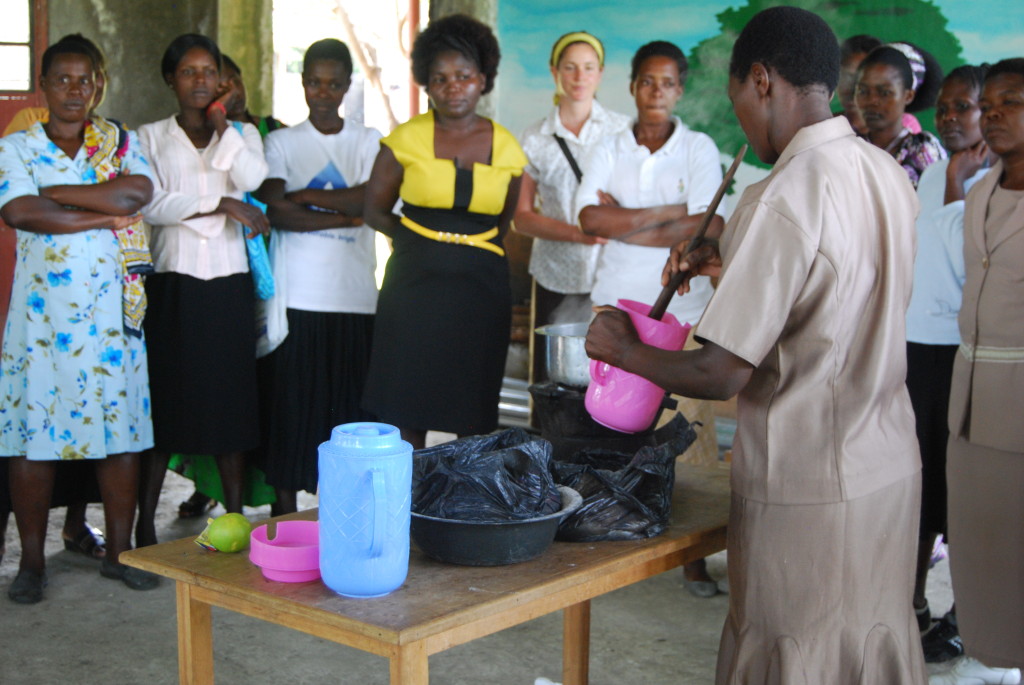 Cooking demonstration at the Ekialo Kiona Center; NEEP